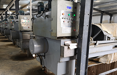 隔膜壓濾機(jī)設(shè)備解決了泥沙物料回收的難題