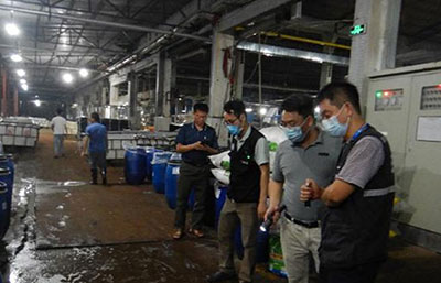 夜間錯(cuò)時(shí)執(zhí)法再出鞘，著力解決突出環(huán)境問題