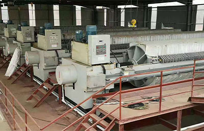 洗沙污泥脫水設(shè)備，高壓壓濾機(jī)怎么選型？