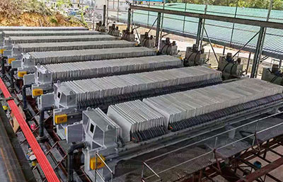 每小時(shí)處理100方洗沙污水選過(guò)濾面積多少的廂式壓濾機(jī)合適