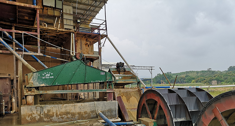 污泥壓濾機設(shè)備為何在市場上暢銷如此的火熱