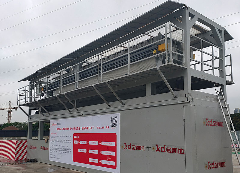 移動式泥漿壓濾機結(jié)構(gòu)合理，性能完善