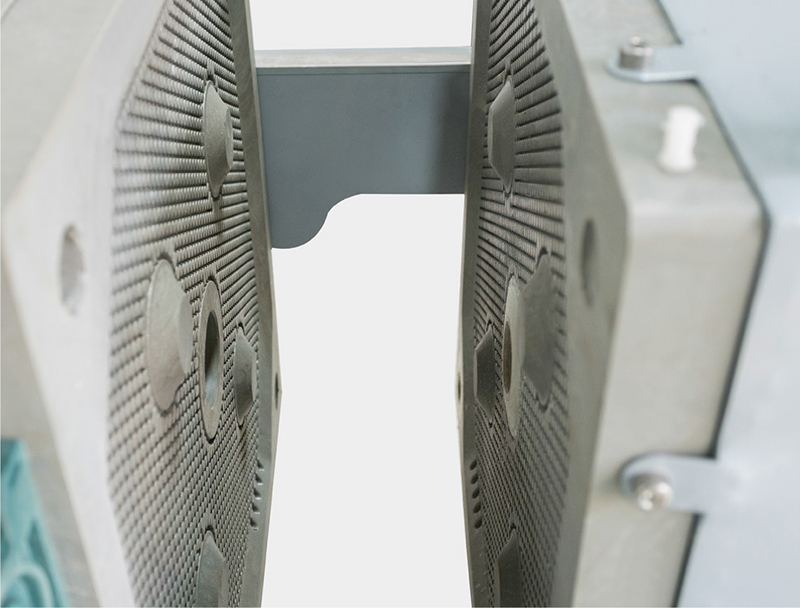 污泥壓濾機(jī)濾布怎么更換