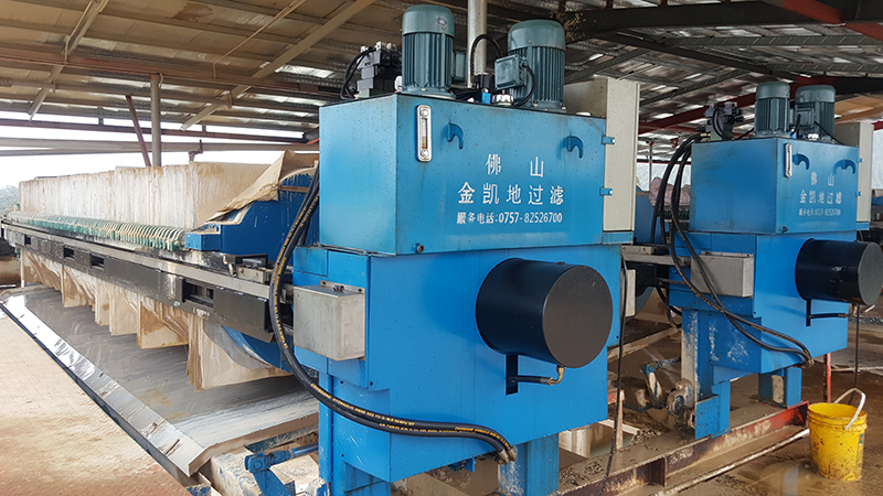 廂式污泥壓濾機(jī)濾板損壞原因分析 廂式污泥壓濾機(jī)濾板損壞原因分析